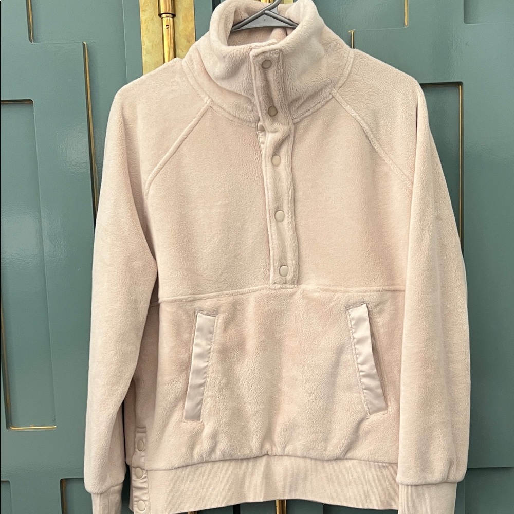 Athleta Cream Fleece hoodie